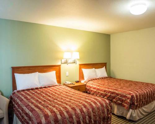 Imagen de la habitación del Hotel Suburban Studios Near Panama City Beach. Foto 7
