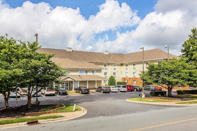 Imagen general del Hotel Suburban Studios Near University Of North Carolina-charlotte. Foto 1