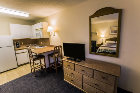 Imagen de la habitación del Hotel Suburban Studios Of Wilmington. Foto 3