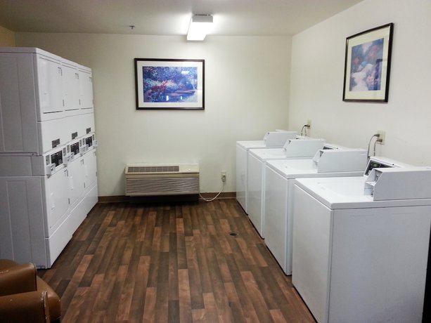Imagen de los interiores del Hotel Suburban Studios, Oklahoma City. Foto 20