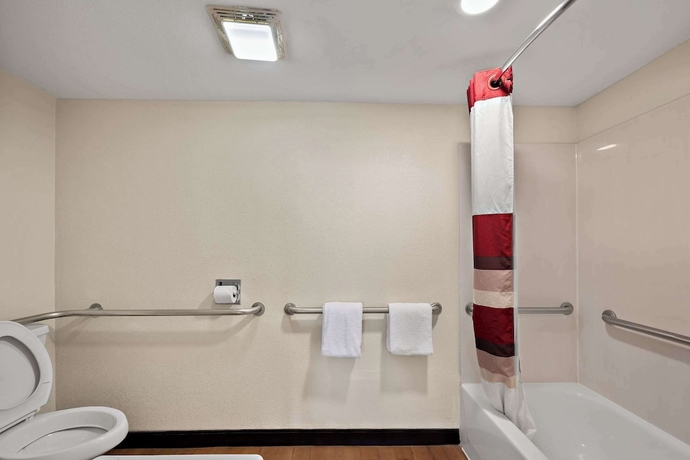 Imagen de la habitación del Hotel Suburban Studios Peoria. Foto 9