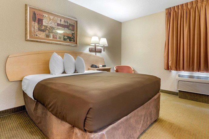 Imagen de la habitación del Hotel Suburban Studios South Bend. Foto 3