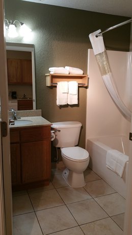 Imagen de la habitación del Hotel Suburban Studios South Bend. Foto 6