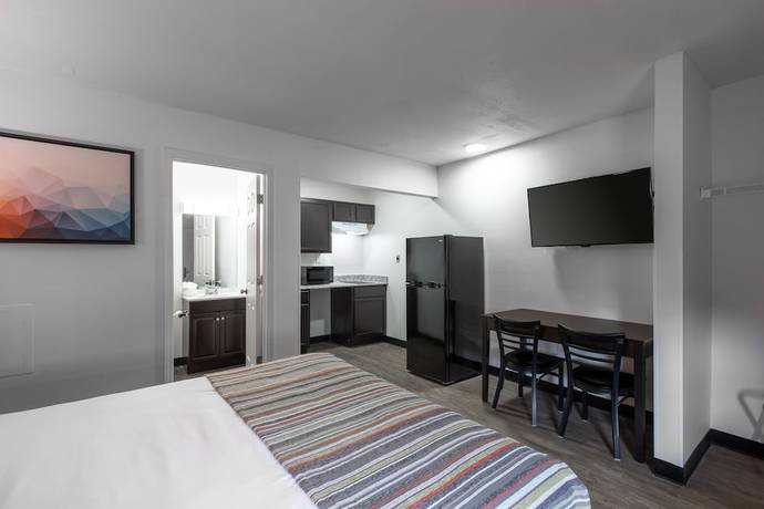 Imagen de la habitación del Hotel Suburban Studios, Spartanburg. Foto 14