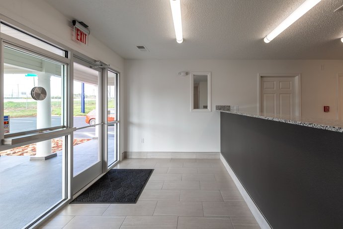 Imagen de los interiores del Hotel Suburban Studios, Spartanburg. Foto 19