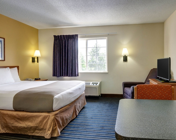 Imagen de la habitación del Hotel Suburban Studios Sterling - Washington Dulles. Foto 6