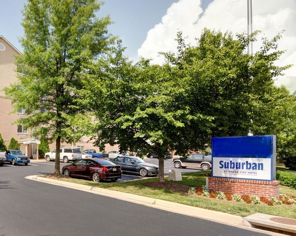 Imagen de los exteriores del Hotel Suburban Studios Sterling - Washington Dulles. Foto 11