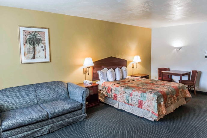 Imagen de la habitación del Hotel Suburban Studios Tallahassee Near University. Foto 5