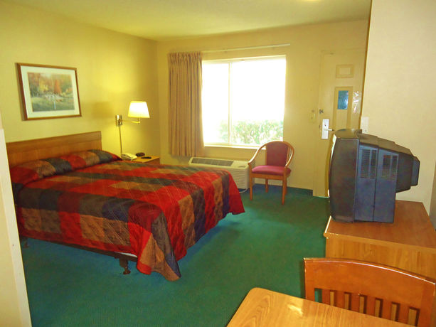 Imagen de la habitación del Hotel Suburban Studios Winston Salem-University Parkway. Foto 4