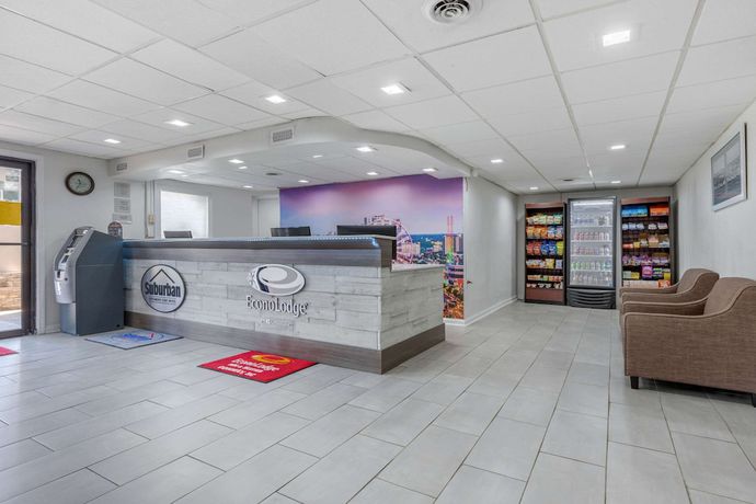 Imagen de los interiores del Hotel Suburban Studios at the University. Foto 16