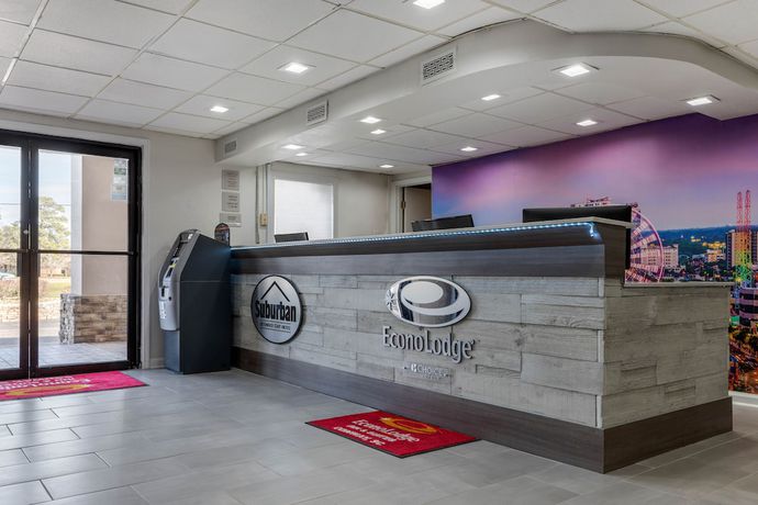 Imagen de los interiores del Hotel Suburban Studios at the University. Foto 19