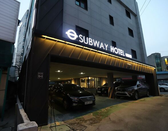 Imagen general del Hotel Subway. Foto 1
