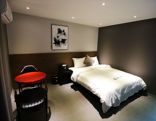 Imagen de la habitación del Hotel Subway. Foto 7