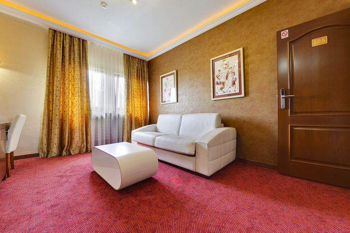 Imagen de la habitación del Hotel Sucevic. Foto 4