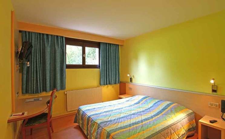 Imagen de la habitación del Hotel Sud H&ocirc;tel, Huttenheim. Foto 3