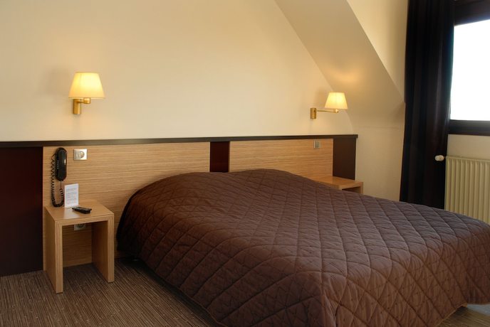 Imagen de la habitación del Hotel Sud H&ocirc;tel, Huttenheim. Foto 7