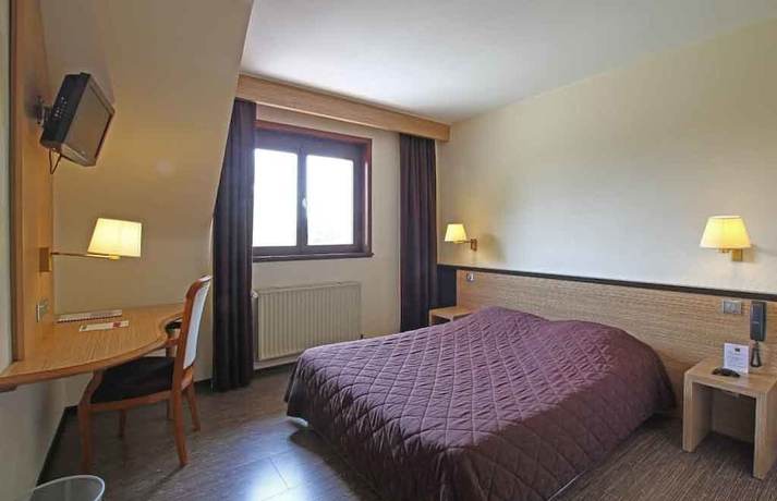Imagen de la habitación del Hotel Sud H&ocirc;tel, Huttenheim. Foto 8
