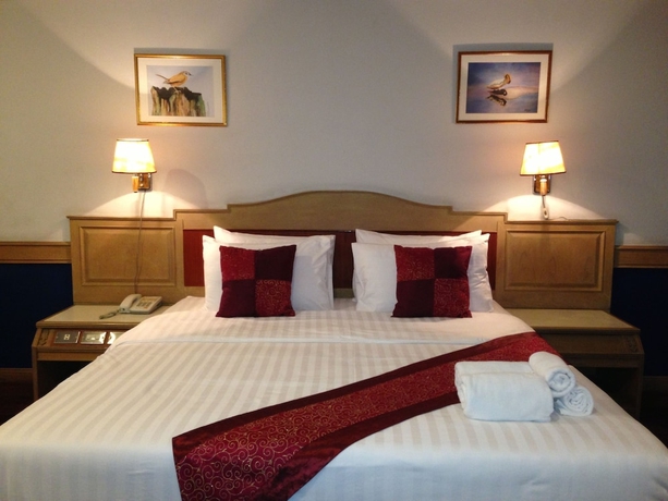 Imagen de la habitación del Hotel Suda Palace. Foto 5