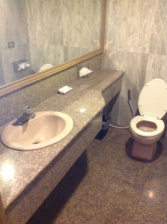 Imagen de la habitación del Hotel Suda Palace. Foto 12