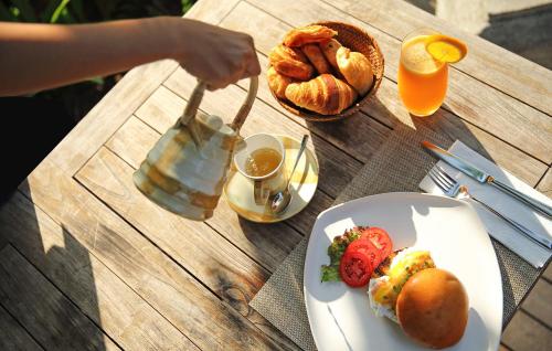 Imagen de la habitación del Hotel Sudamala Resort, Sanur. Foto 6