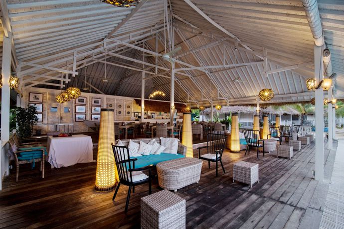 Imagen del bar/restaurante del Hotel Sudamala Resort, Seraya, Flores. Foto 3