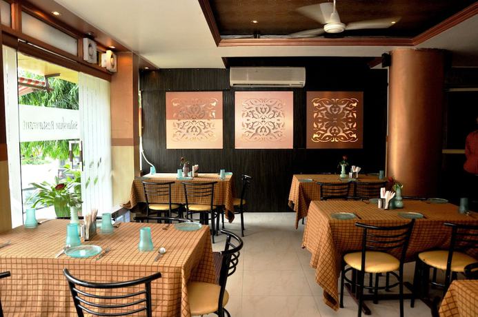 Imagen del bar/restaurante del Hotel Sudarshan Palace. Foto 2