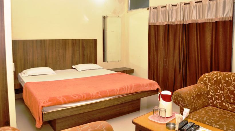 Imagen de la habitación del Hotel Sudarshan Palace. Foto 10