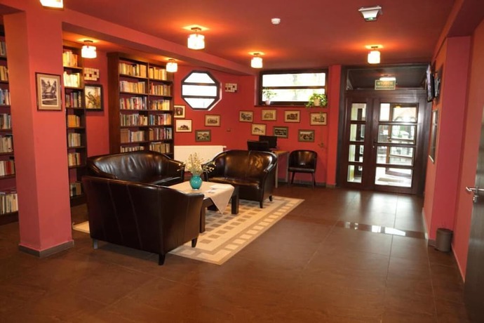 Imagen de los interiores del Hotel Sudetia. Foto 12
