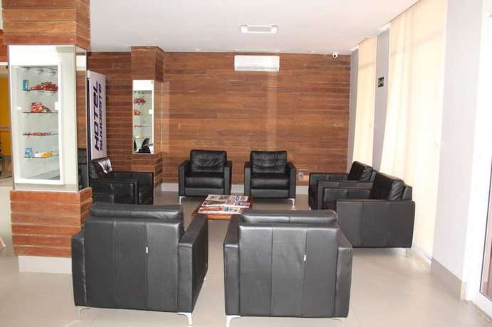 Imagen de los interiores del Hotel Sudoeste. Foto 18