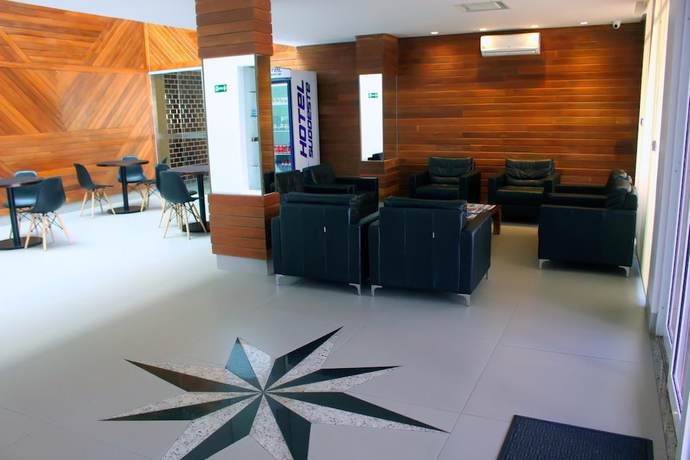 Imagen de los interiores del Hotel Sudoeste. Foto 20