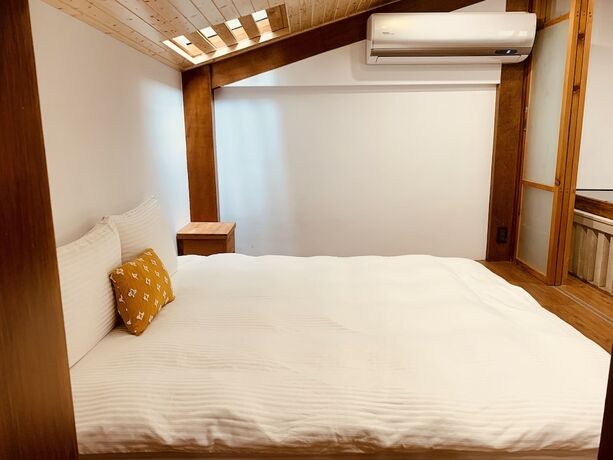 Imagen de la habitación del Hotel Suehirodori. Foto 25
