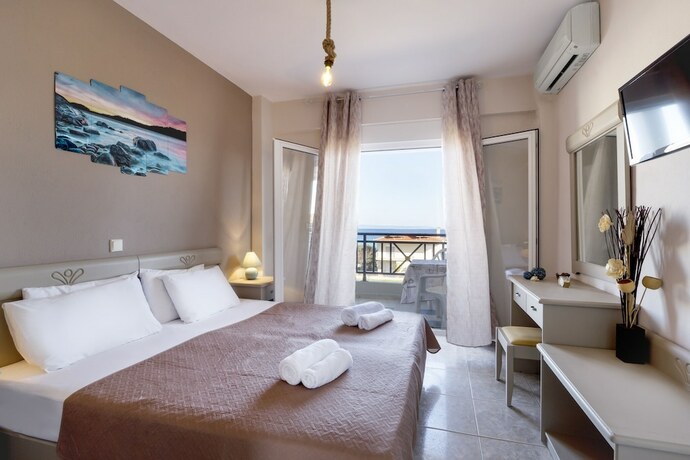 Imagen de la habitación del Hotel Sueno Beach. Foto 17