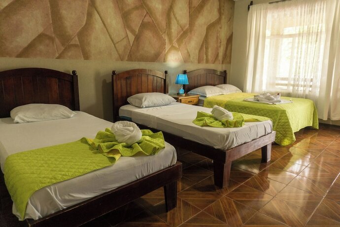 Imagen de la habitación del Hotel Sueno Dorado Hot Springs. Foto 19