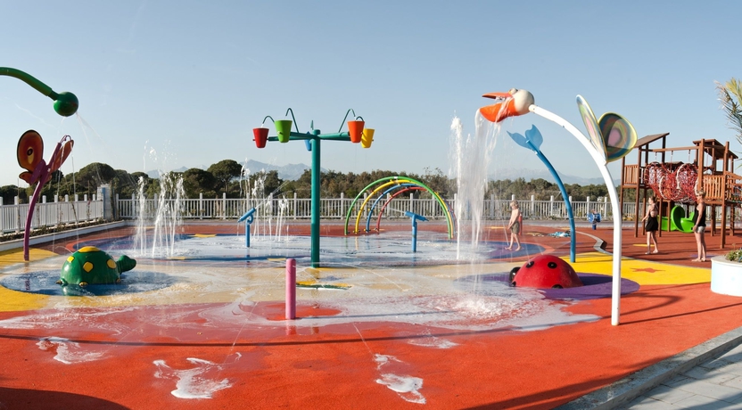 Imagen de los exteriores del Hotel Sueno Hotels Deluxe Belek - All Inclusive. Foto 8