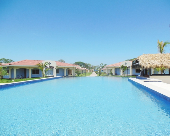 Imagen de la piscina del Hotel Sue&ntilde;o Al Mar Residence and. Foto 9