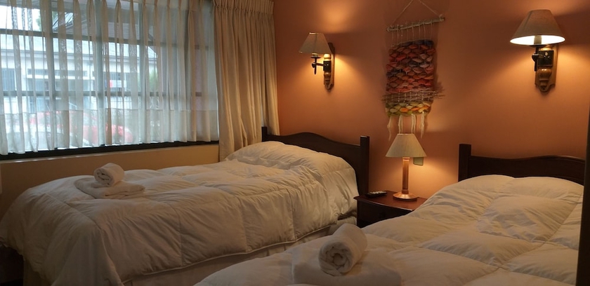 Imagen de la habitación del Hotel Sue&ntilde;os Del Volcan. Foto 8