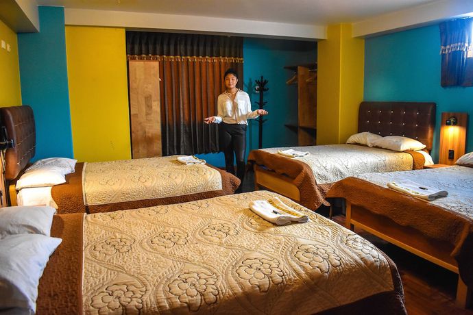 Imagen de la habitación del Hotel Sue&ntilde;os Dorados. Foto 2