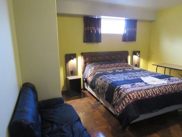 Imagen de la habitación del Hotel Sue&ntilde;os Dorados. Foto 6