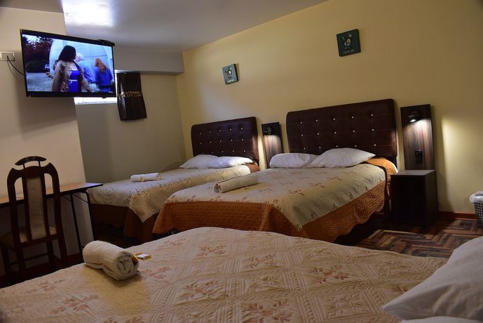 Imagen de la habitación del Hotel Sue&ntilde;os Dorados. Foto 8