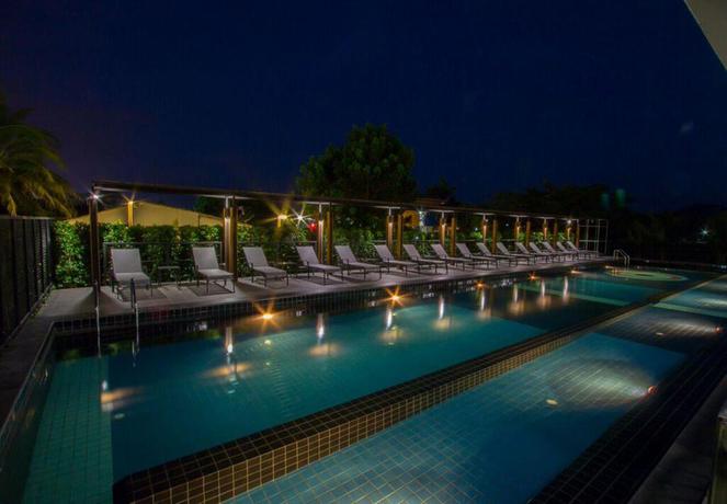 Imagen de la piscina del Hotel Sugar Marina Resort - AVIATOR - Phuket Airport. Foto 22