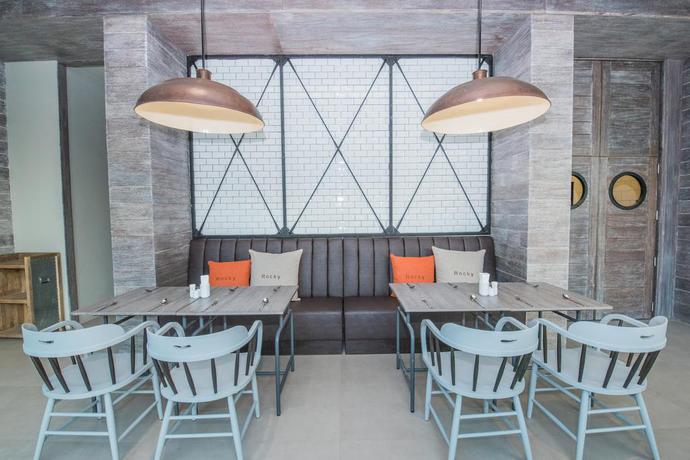 Imagen del bar/restaurante del Hotel Sugar Marina Resort - Cliffhanger. Foto 4