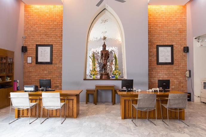 Imagen de los interiores del Hotel Sugar Palm Grand Hillside. Foto 8