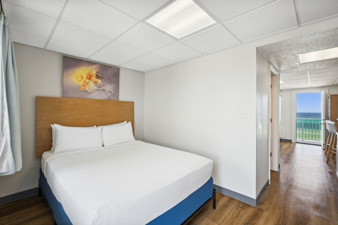 Imagen de la habitación del Hotel Sugar Sands Beachfront, a By The Sea Resort. Foto 14