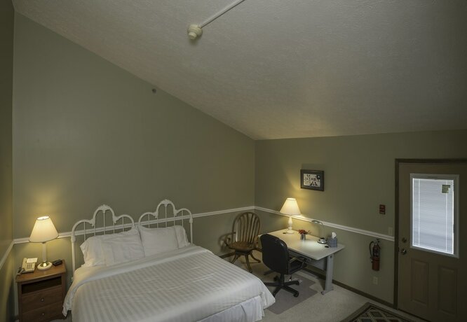 Imagen general del Hotel Sugarcreek Village Inn. Foto 3