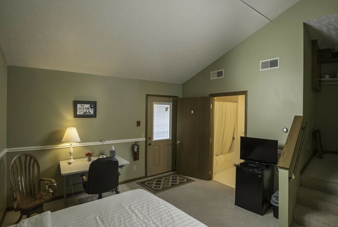 Imagen general del Hotel Sugarcreek Village Inn. Foto 5