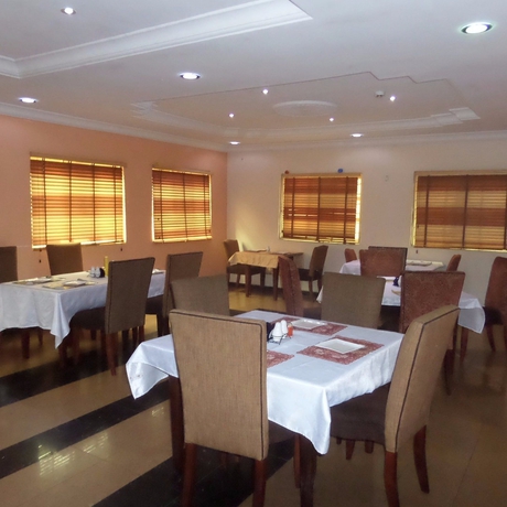 Imagen del bar/restaurante del Hotel Sugarland and Suites. Foto 4