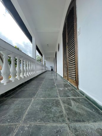 Imagen de la habitación del Hotel Su&iacute;tes Bertioga. Foto 16