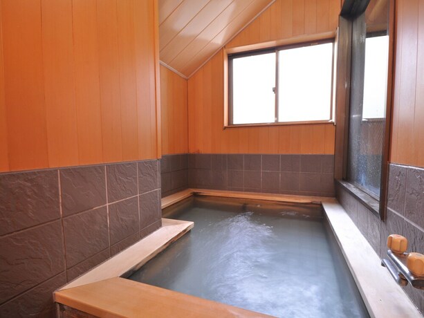 Imagen de la habitación del Hotel Suihouen, Numazu. Foto 31