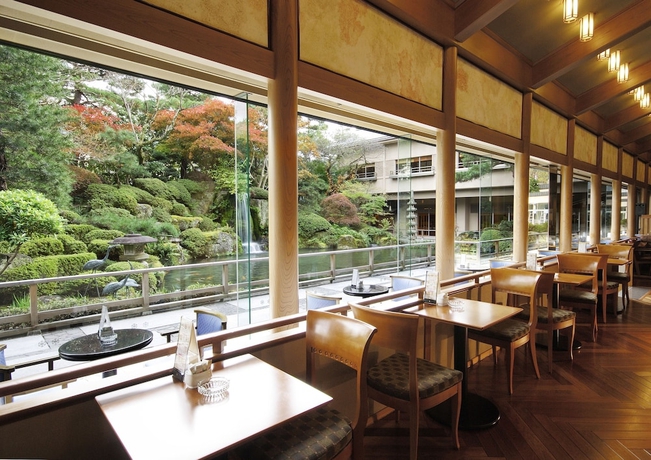 Imagen del bar/restaurante del Hotel Suimeikan. Foto 2