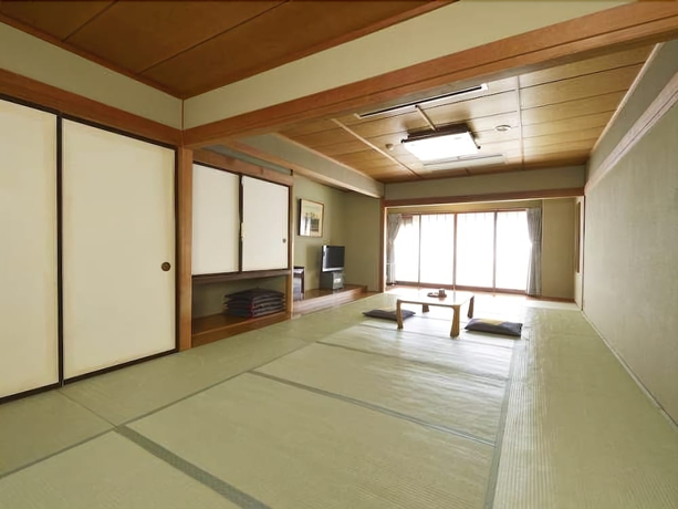 Imagen de la habitación del Hotel Suimeikan, Yamanouchi. Foto 6
